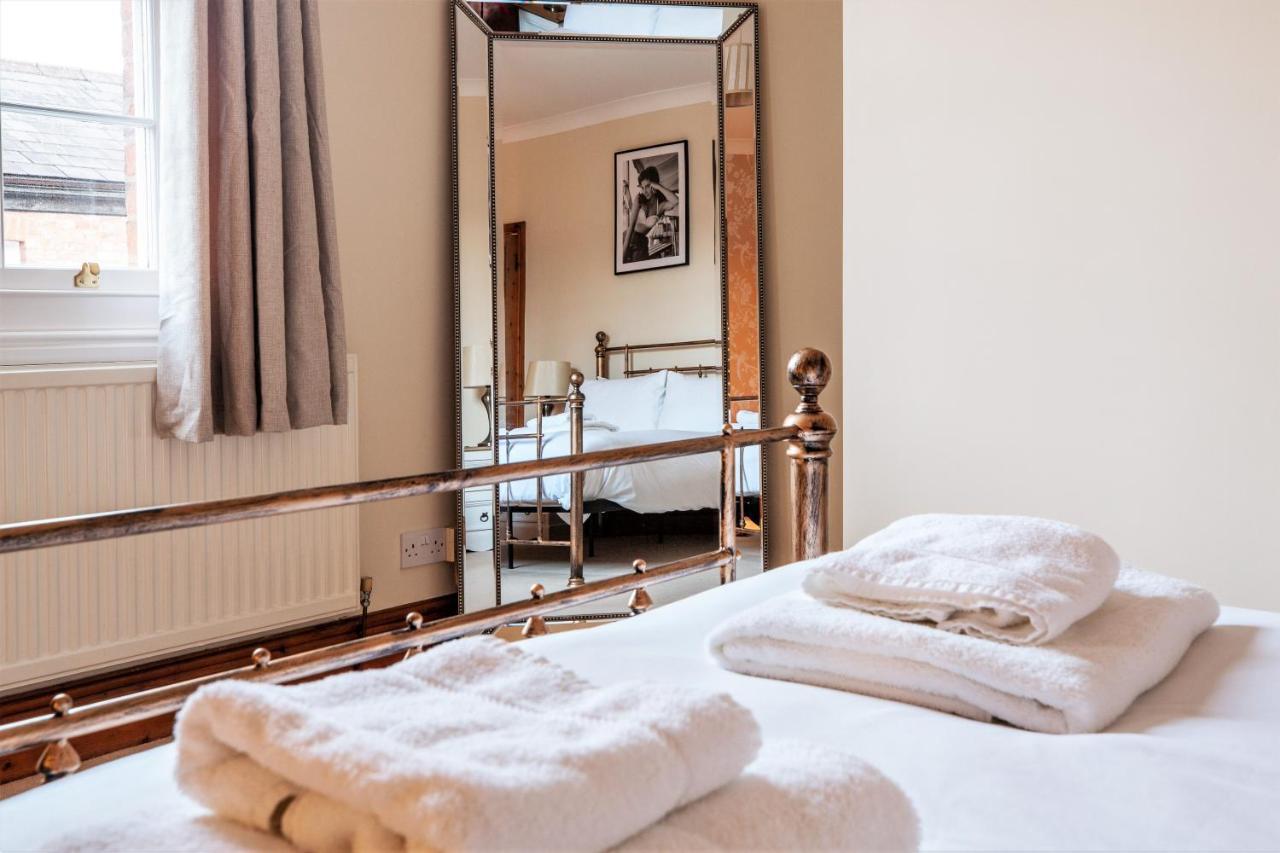 The Cottage In Chester, Sleeps 6 With Free Parking Exterior photo